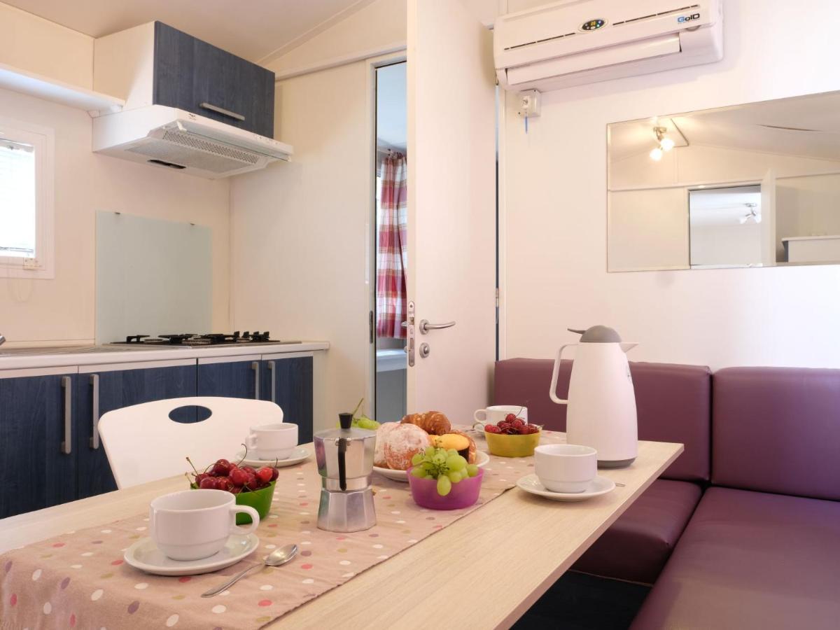 Holiday Home Camping Thurium By Interhome Marina di Schiavonea Exterior photo
